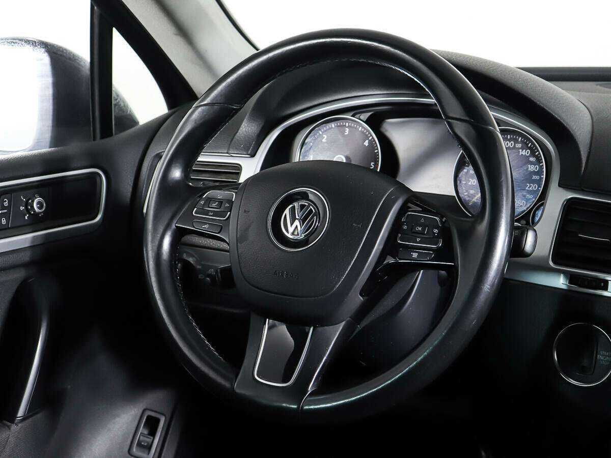 Купить Volkswagen Touareg, 2013, 321 298 км, фото №15
