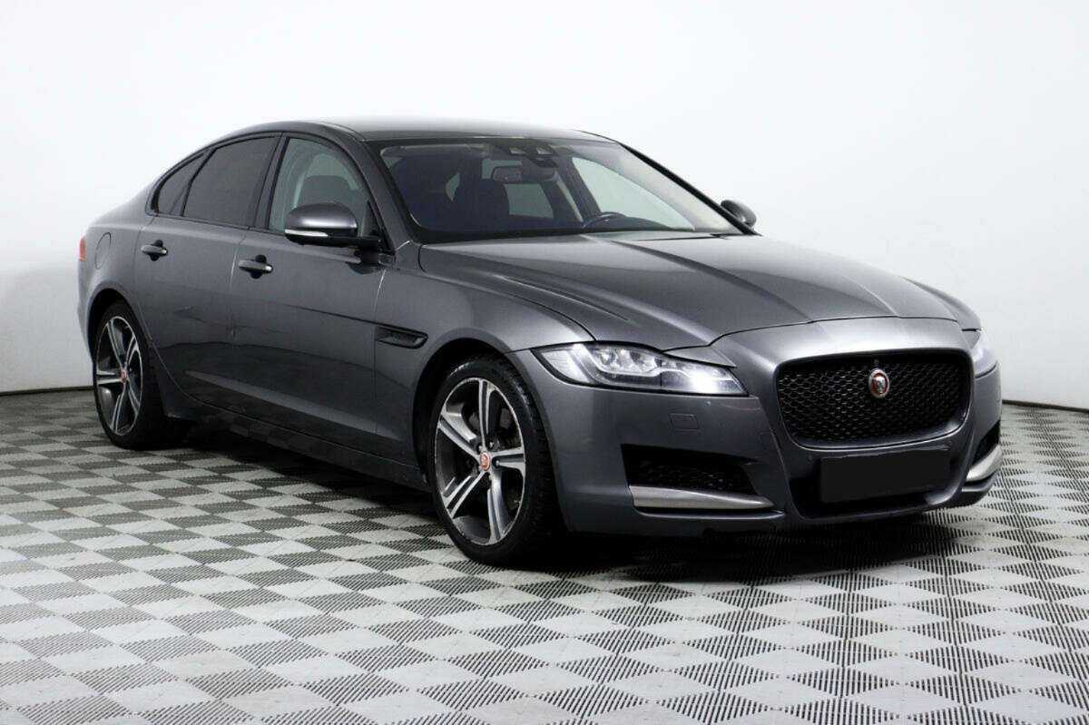 Jaguar XF
