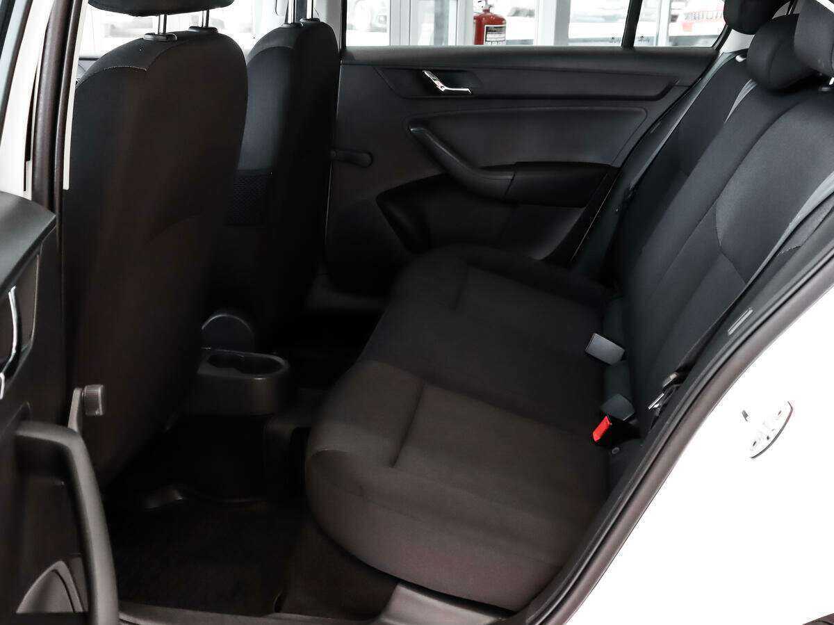 Купить Skoda Rapid, 2016, 63 428 км, фото №9