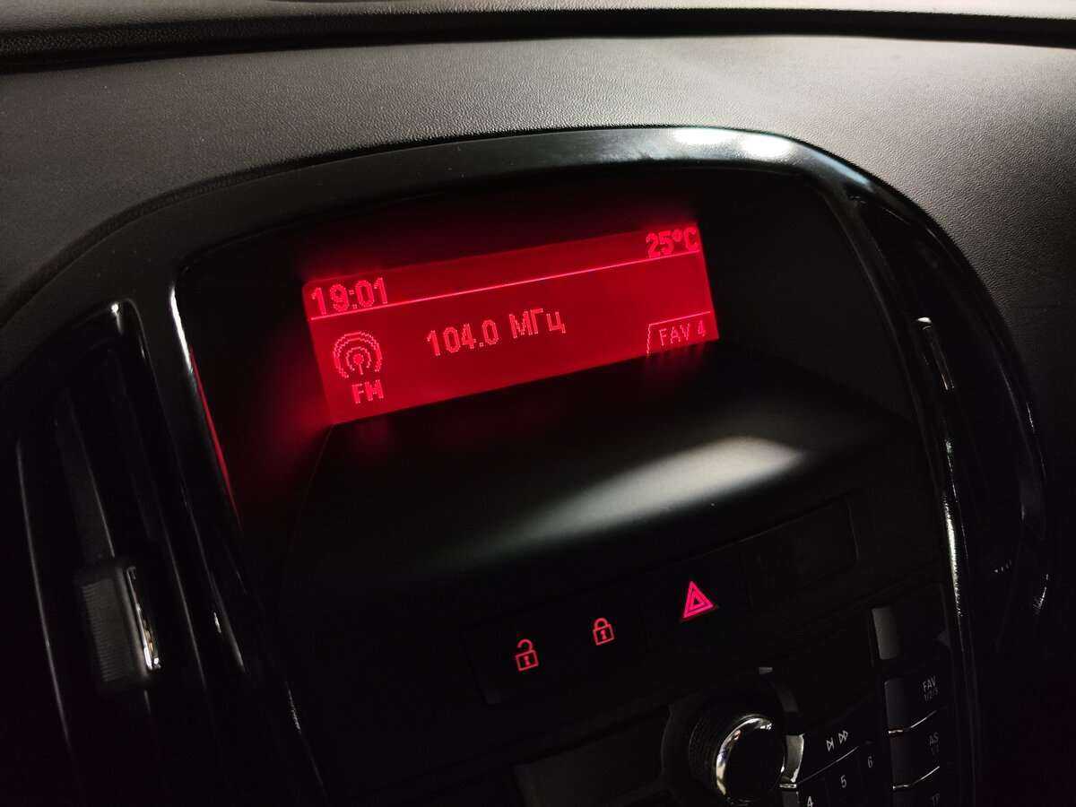 Купить Opel Astra, 2012, 220 000 км, фото №17