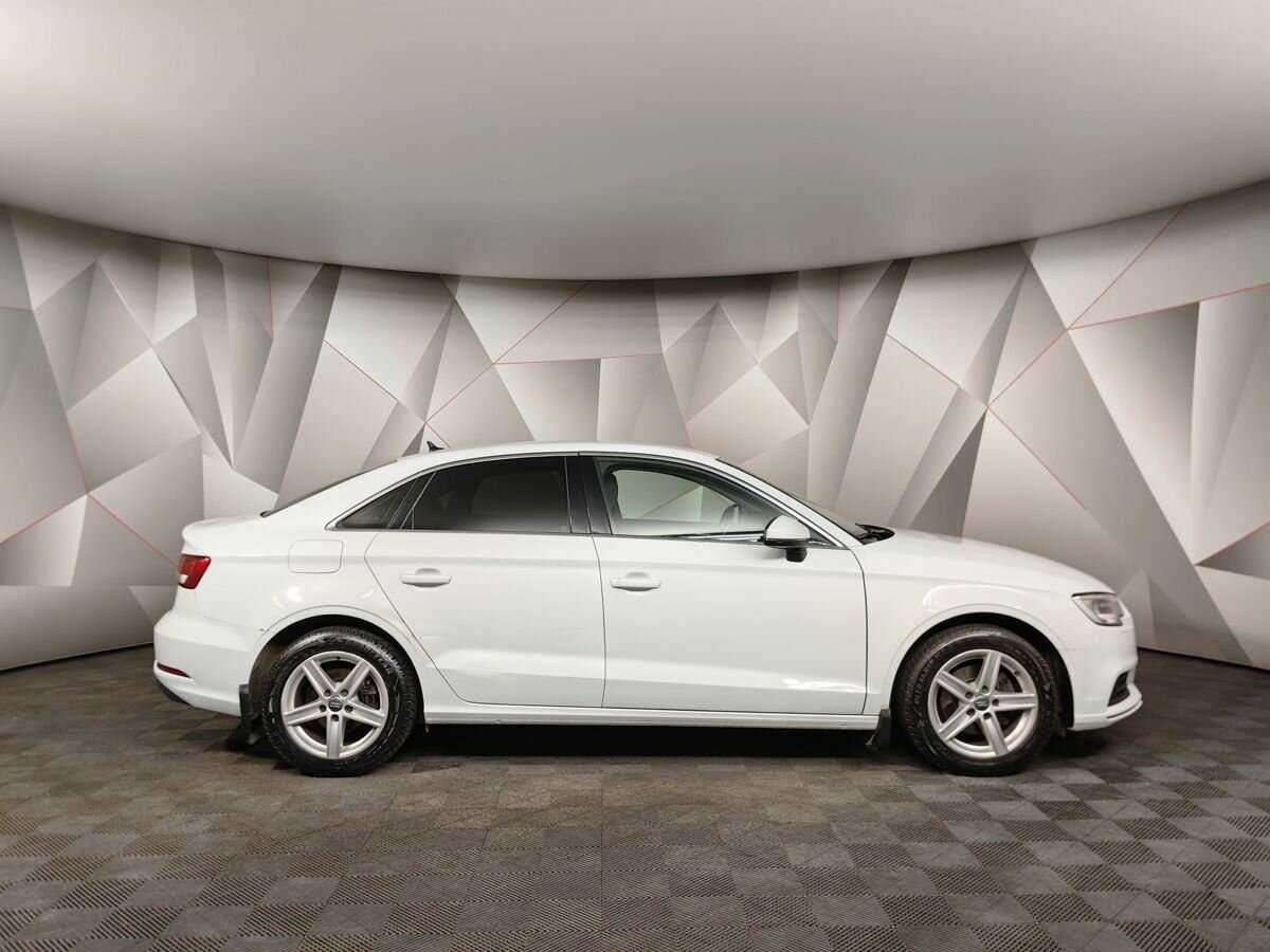 Купить Audi A3, 2019, 107 500 км, фото №6