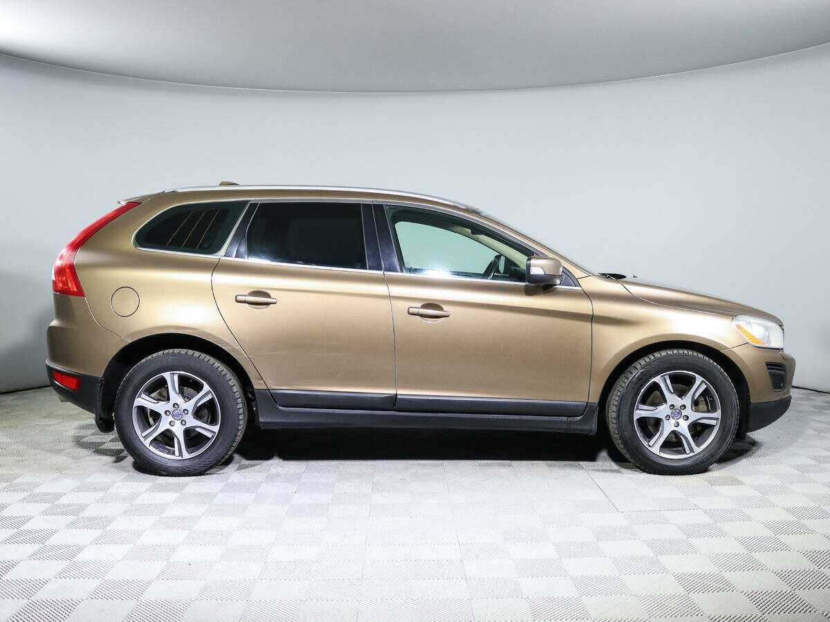 Купить Volvo XC60, 2012, 248 152 км, фото №4