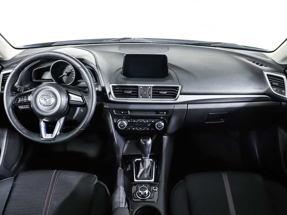 Купить Mazda 3, 2017, 120 610 км, фото №11