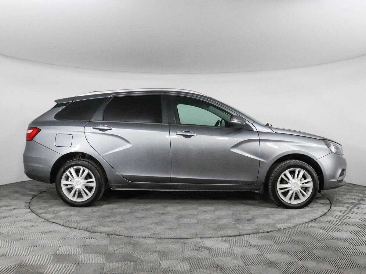 Купить Lada (ВАЗ) Vesta SW, 2019, 89 246 км, фото №4