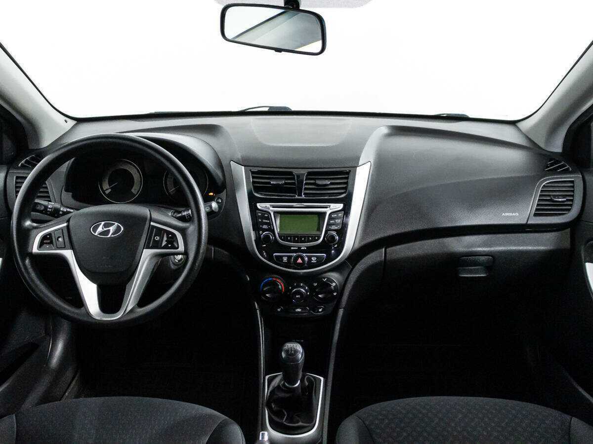 Купить Hyundai Solaris, 2012, 133 410 км, фото №12