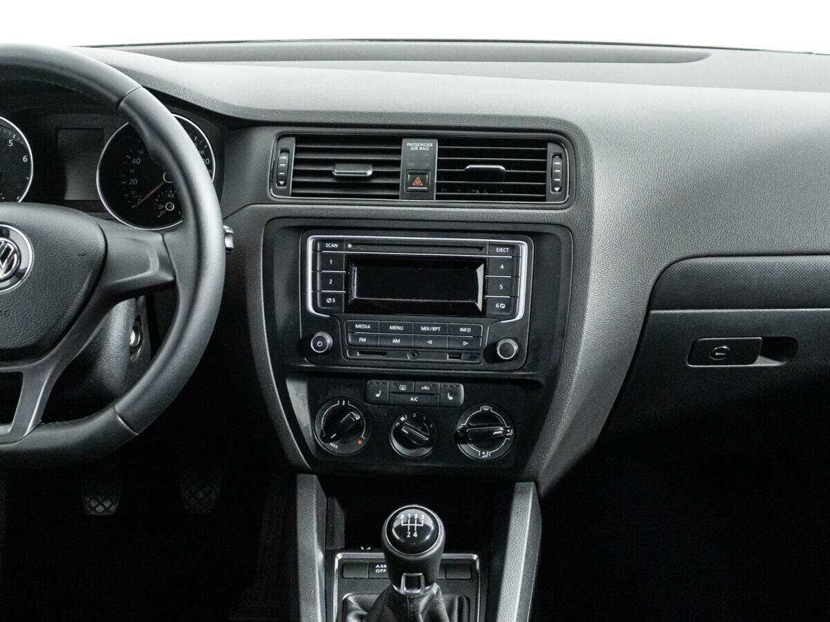 Купить Volkswagen Jetta, 2015, 98 142 км, фото №14