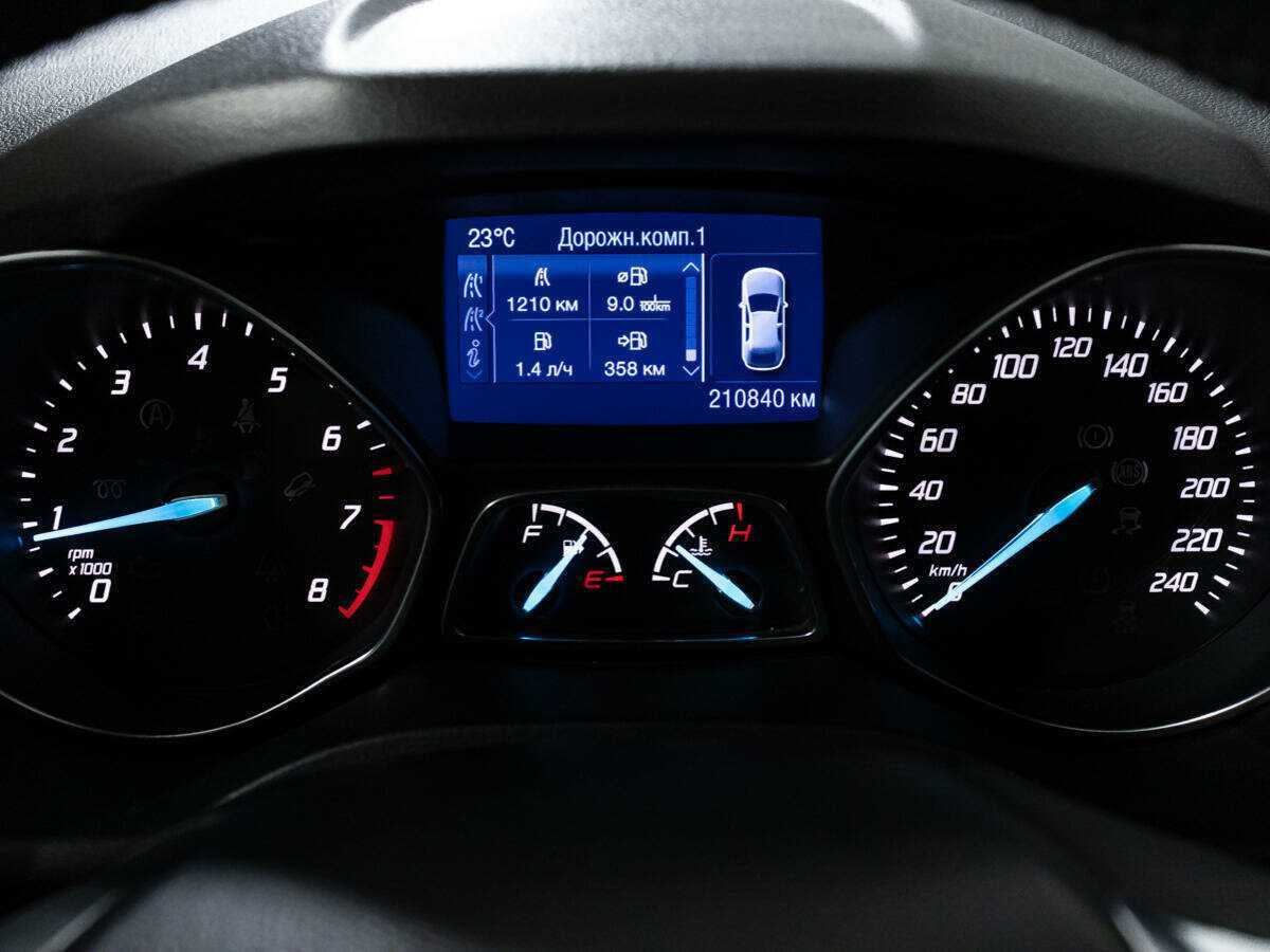 Купить Ford Kuga, 2013, 210 763 км, фото №12