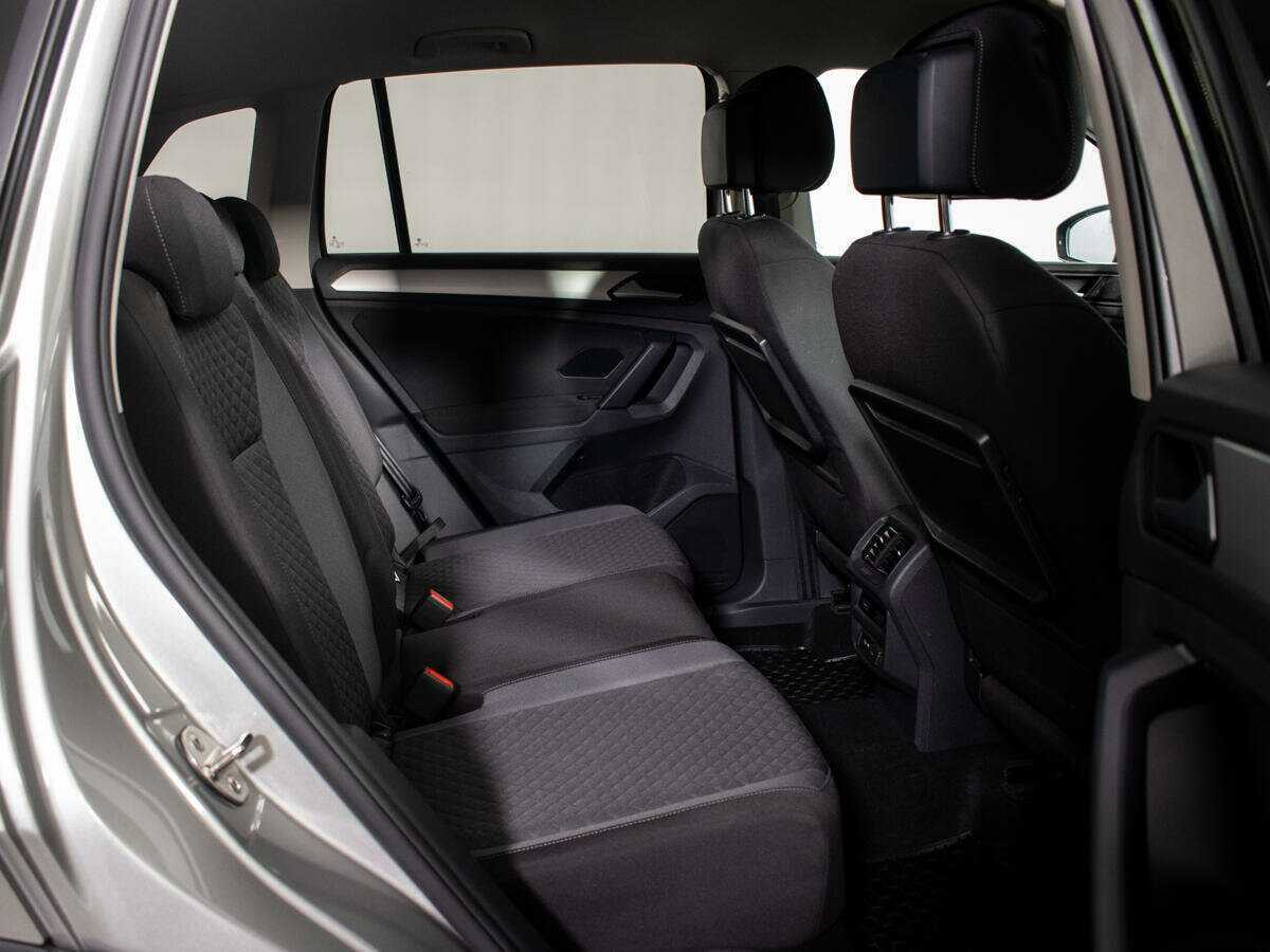 Купить Volkswagen Tiguan L, 2020, 75 530 км, фото №8