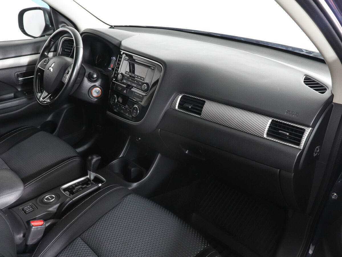 Купить Mitsubishi Outlander, 2016, 106 794 км, фото №10