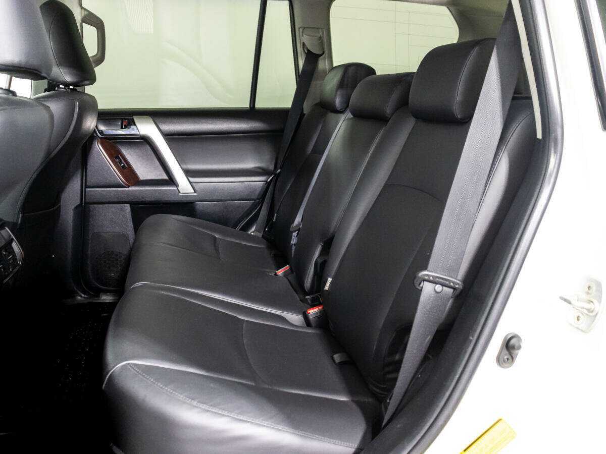 Купить Toyota Land Cruiser Prado, 2014, 234 992 км, фото №9
