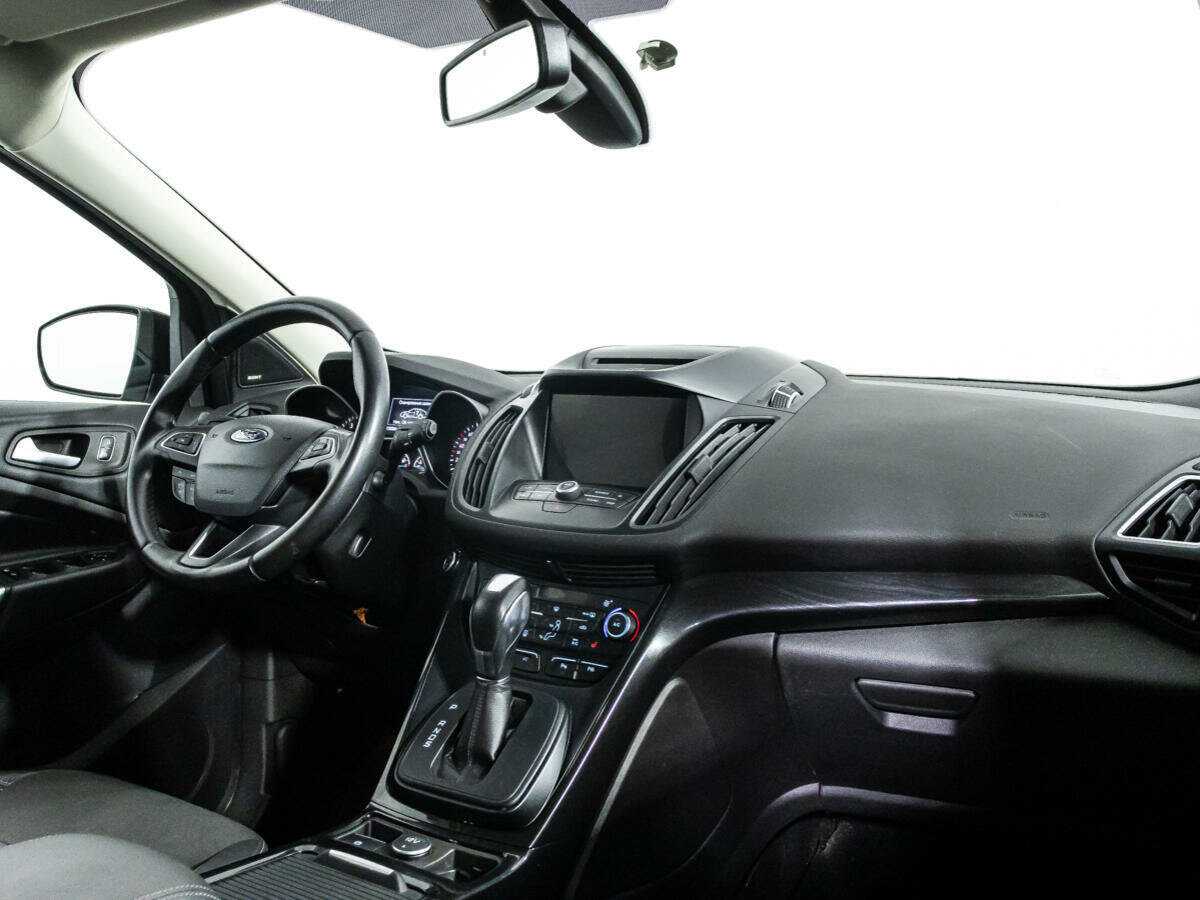 Купить Ford Kuga, 2017, 150 063 км, фото №9