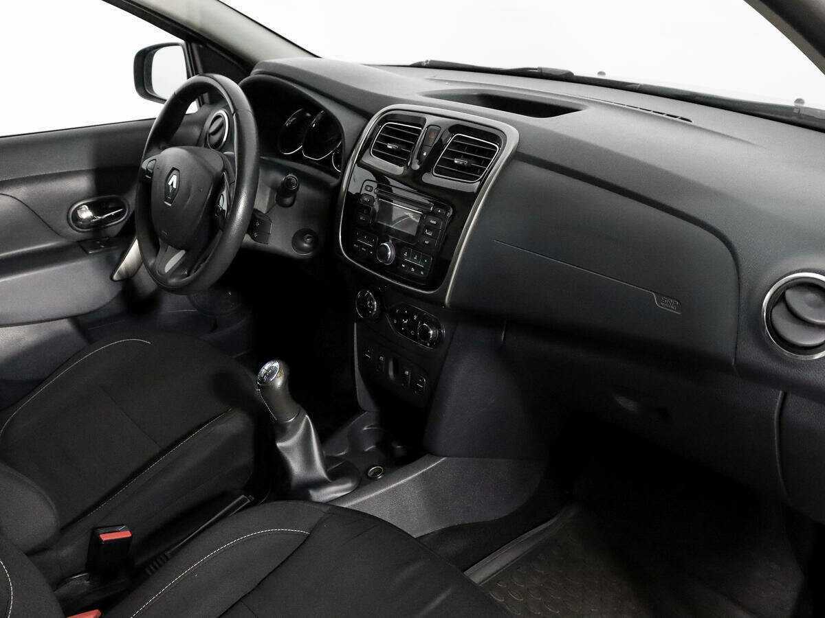 Купить Renault Sandero Stepway, 2015, 220 783 км, фото №9