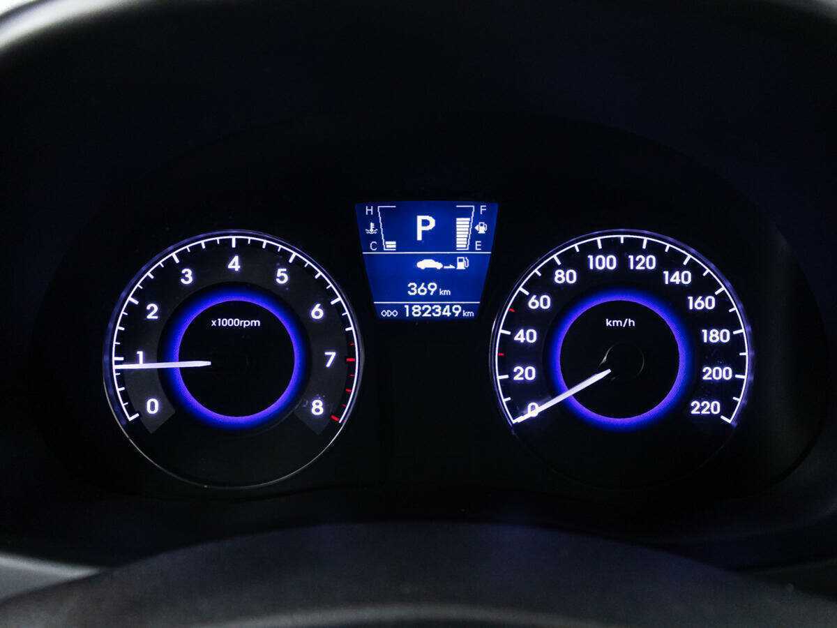 Купить Hyundai Solaris, 2013, 182 284 км, фото №12