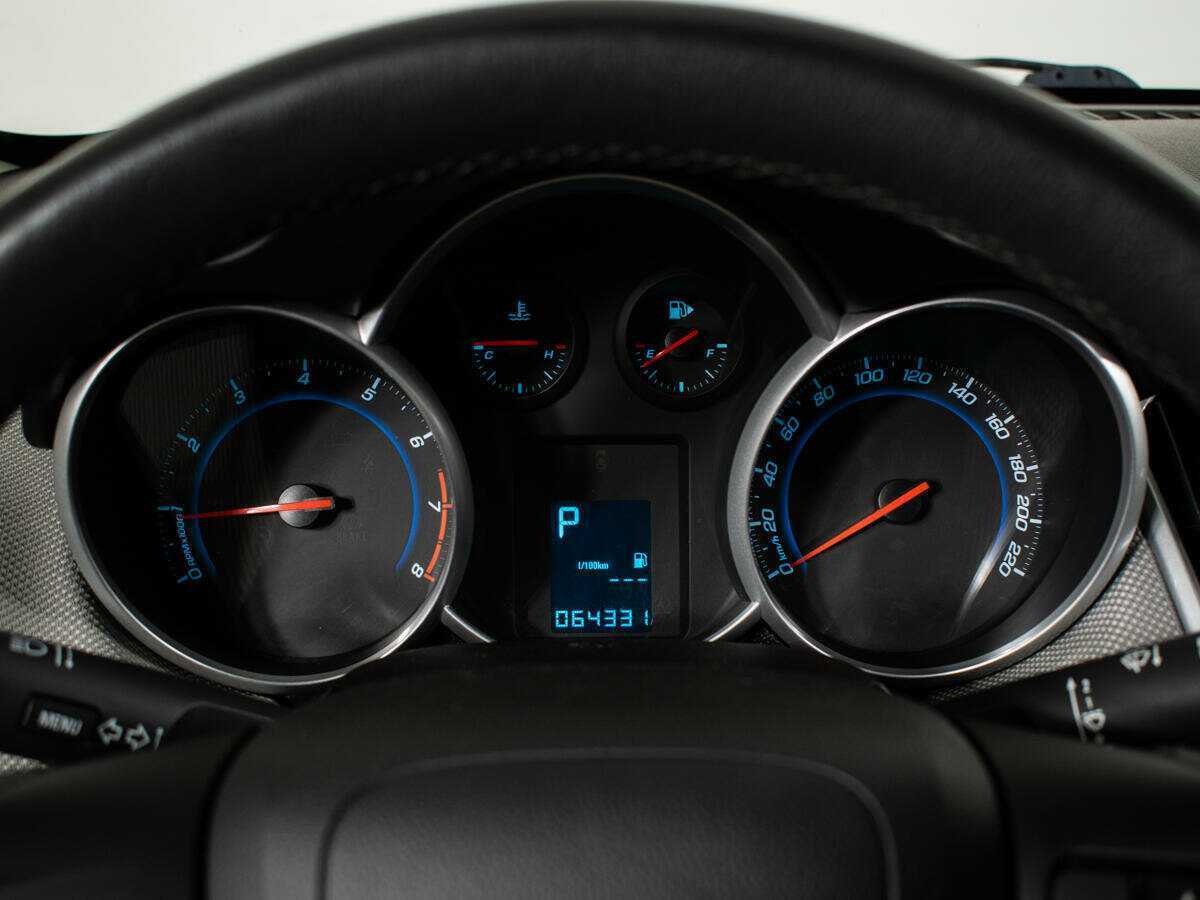 Купить Chevrolet Cruze, 2013, 63 452 км, фото №12