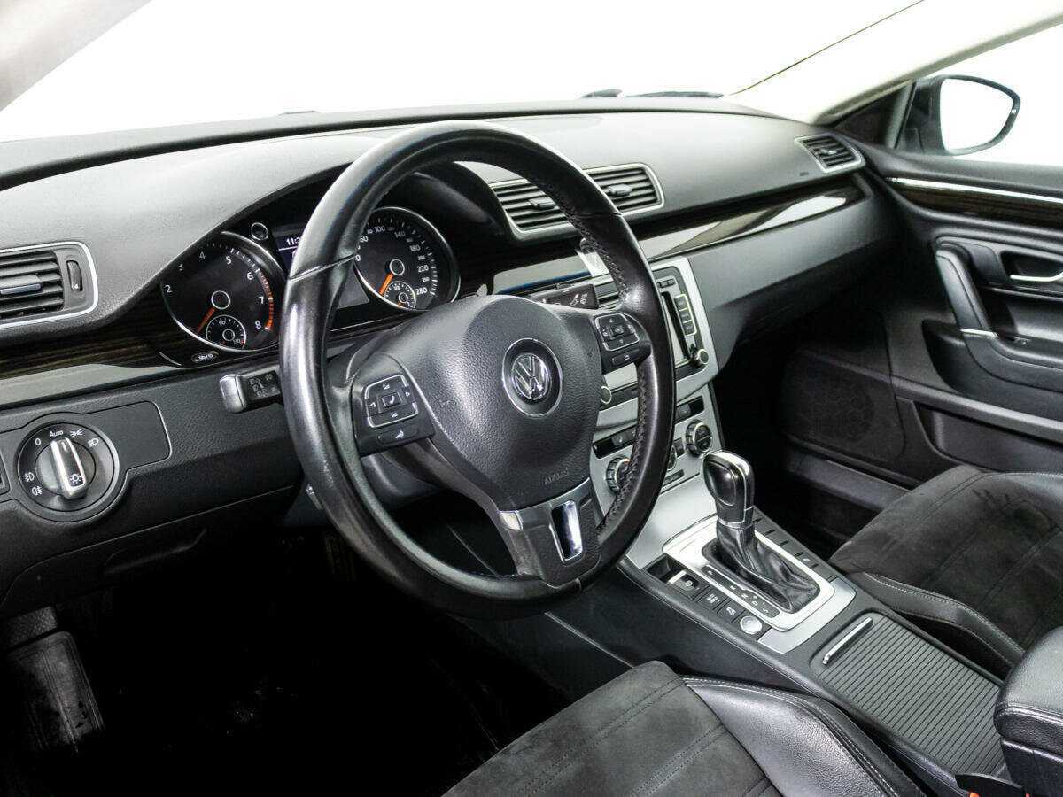 Купить Volkswagen Passat CC, 2013, 132 635 км, фото №11