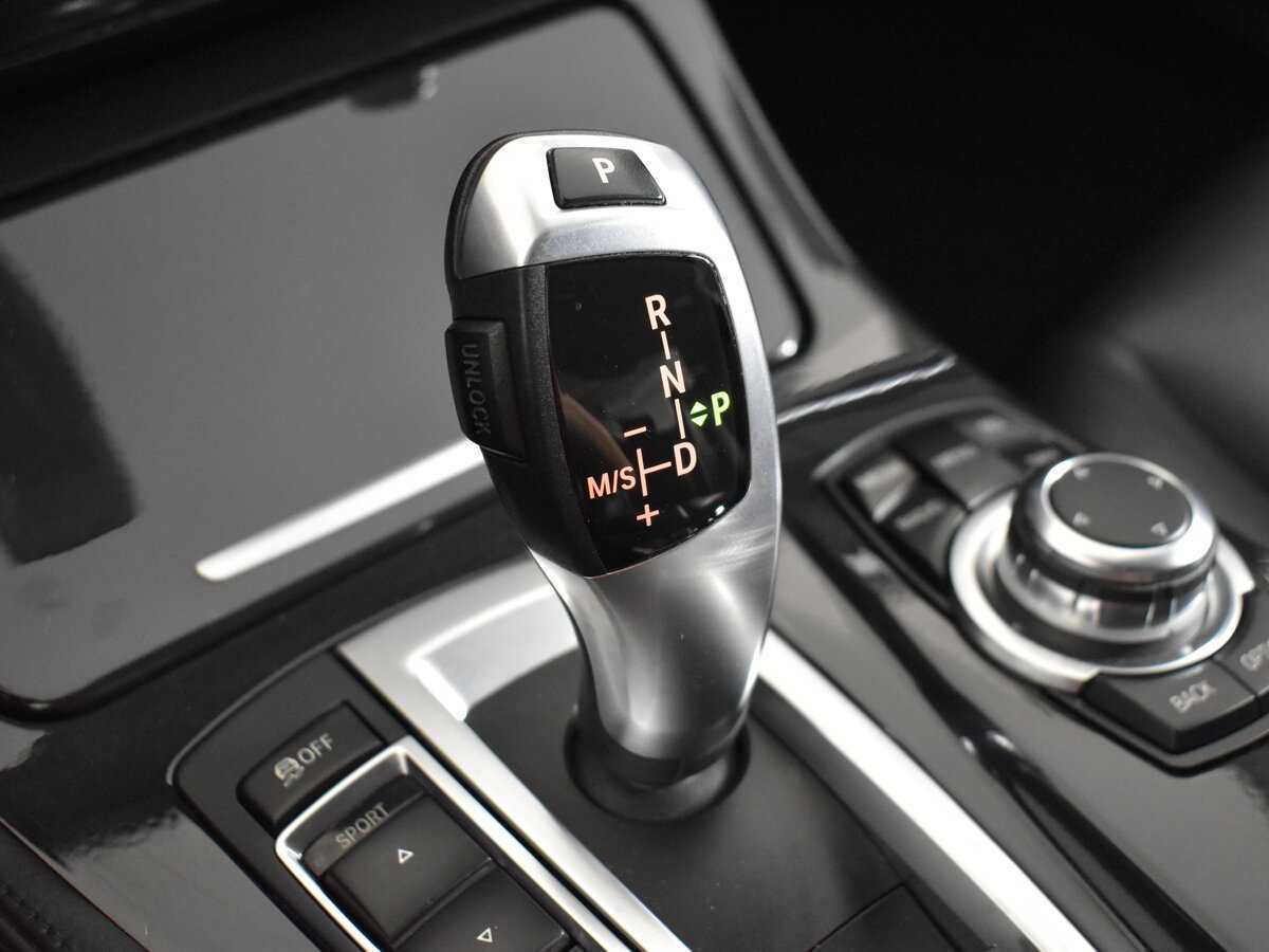 Купить BMW 5 серии 528i xDrive, 2014, 194 000 км, фото №16