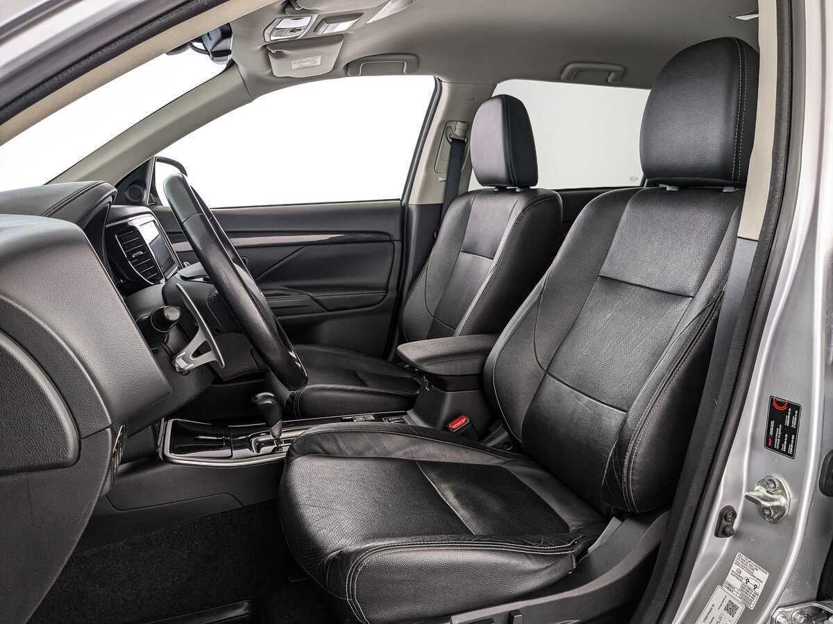 Купить Mitsubishi Outlander, 2017, 228 089 км, фото №15