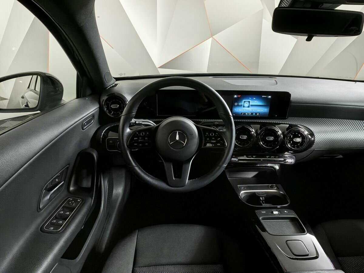 Купить Mercedes-Benz A-Класс 200, 2019, 37 817 км, фото №15
