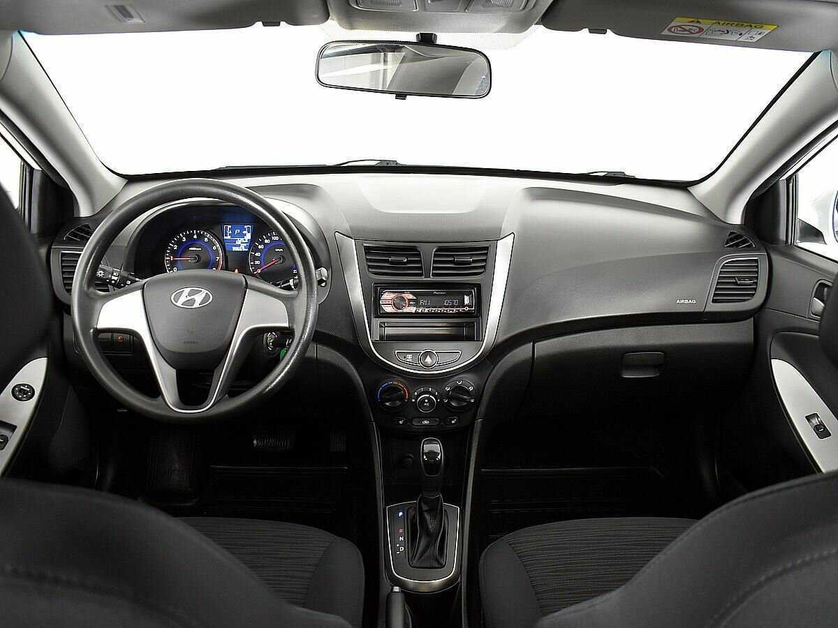 Купить Hyundai Solaris, 2014, 98 668 км, фото №10