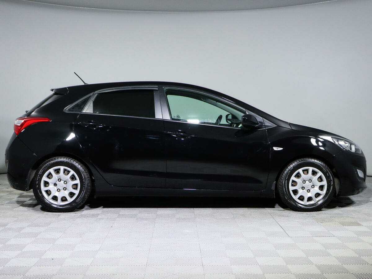 Купить Hyundai i30, 2012, 125 680 км, фото №4