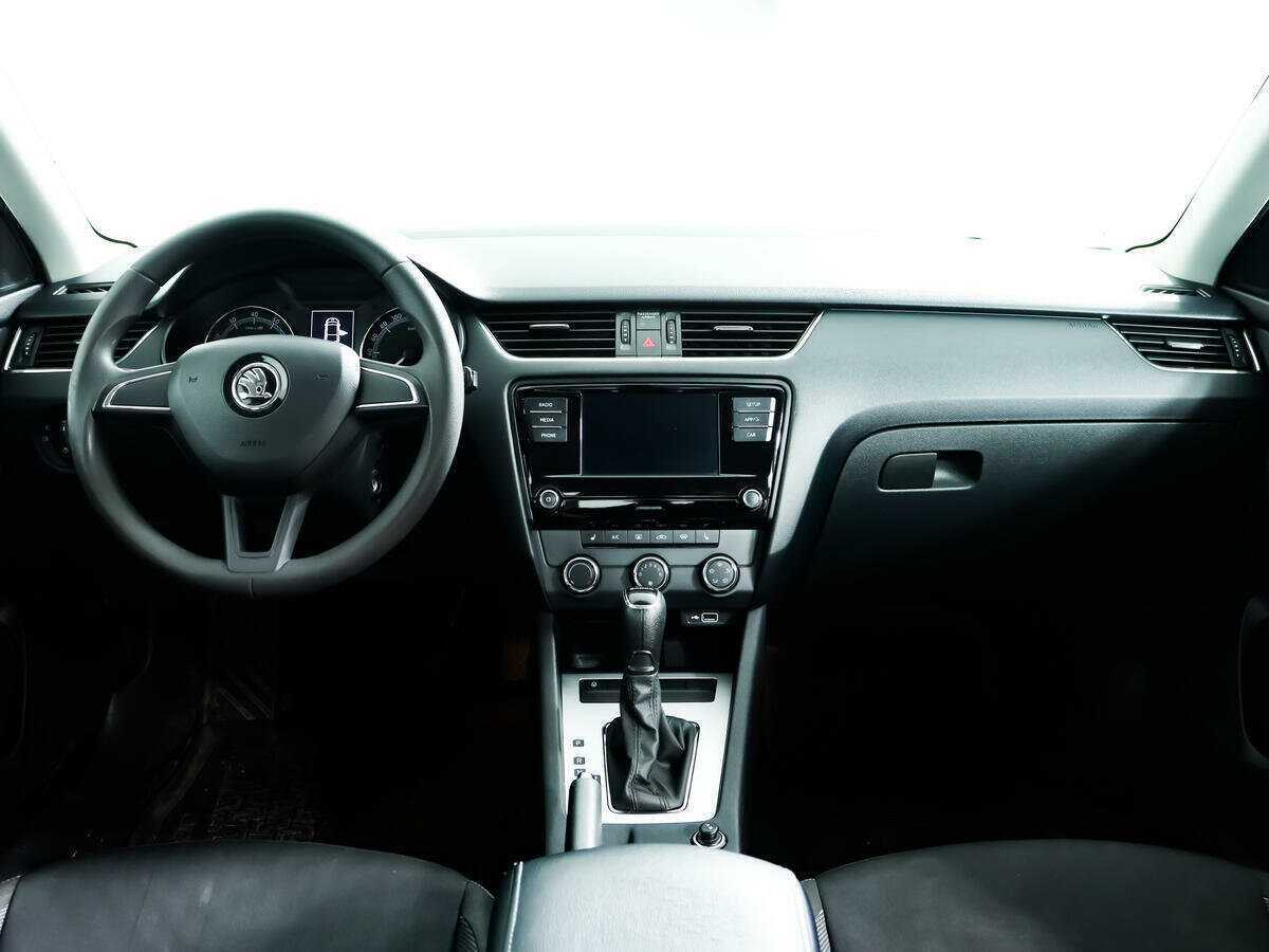 Купить Skoda Octavia, 2018, 122 335 км, фото №11