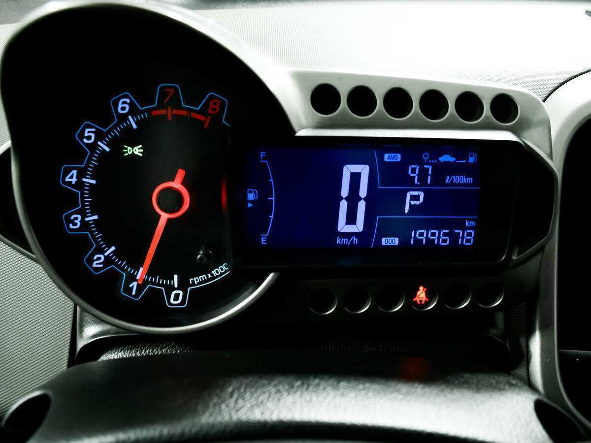 Купить Chevrolet Aveo, 2014, 199 570 км, фото №10