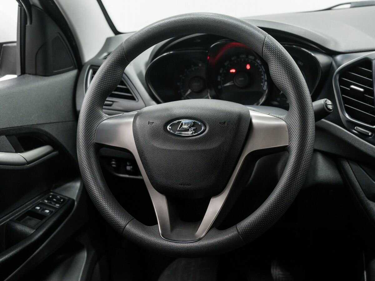 Купить Lada (ВАЗ) Vesta, 2017, 125 000 км, фото №12