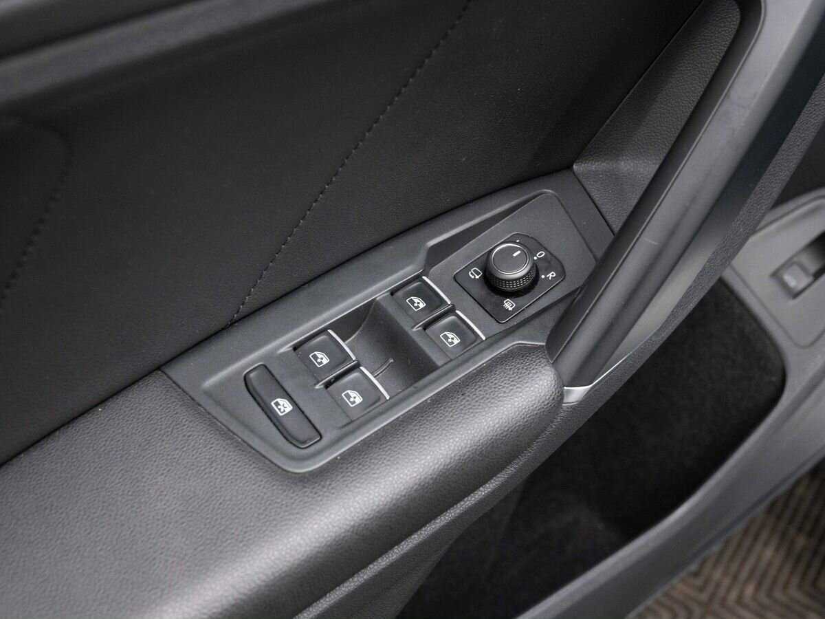 Купить Volkswagen Tiguan, 2018, 144 053 км, фото №19