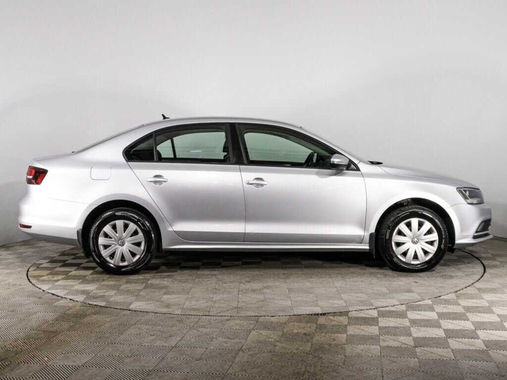 Купить Volkswagen Jetta, 2016, 106 093 км, фото №4