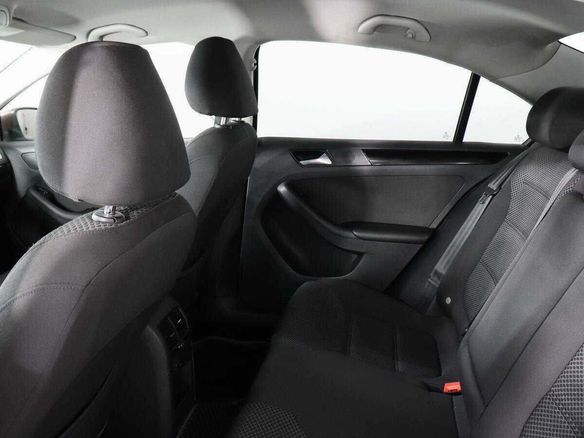 Купить Volkswagen Jetta, 2014, 125 306 км, фото №8