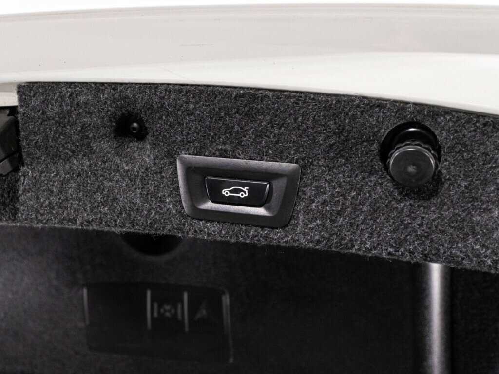 Купить BMW 5 серии 520i, 2016, 131 551 км, фото №16