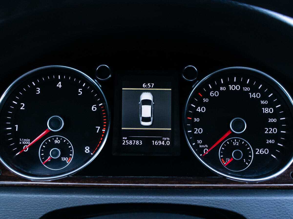 Купить Volkswagen Passat, 2012, 258 780 км, фото №12