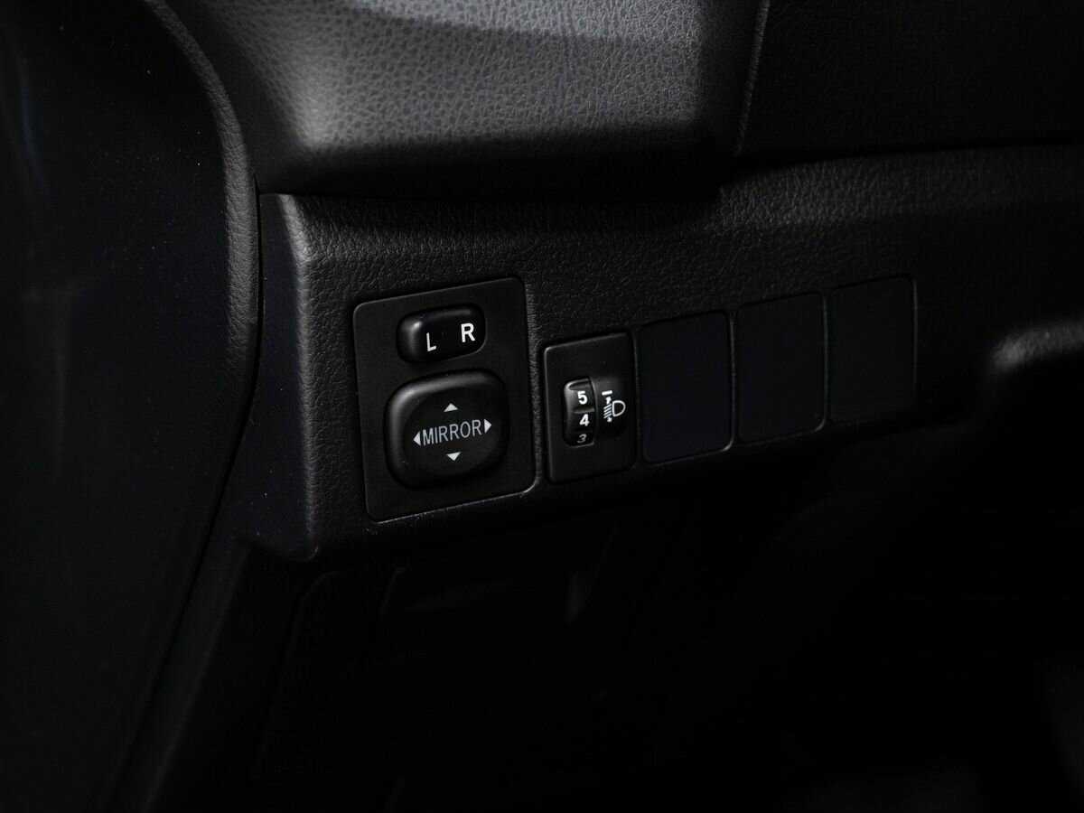 Купить Toyota Corolla, 2015, 132 149 км, фото №17