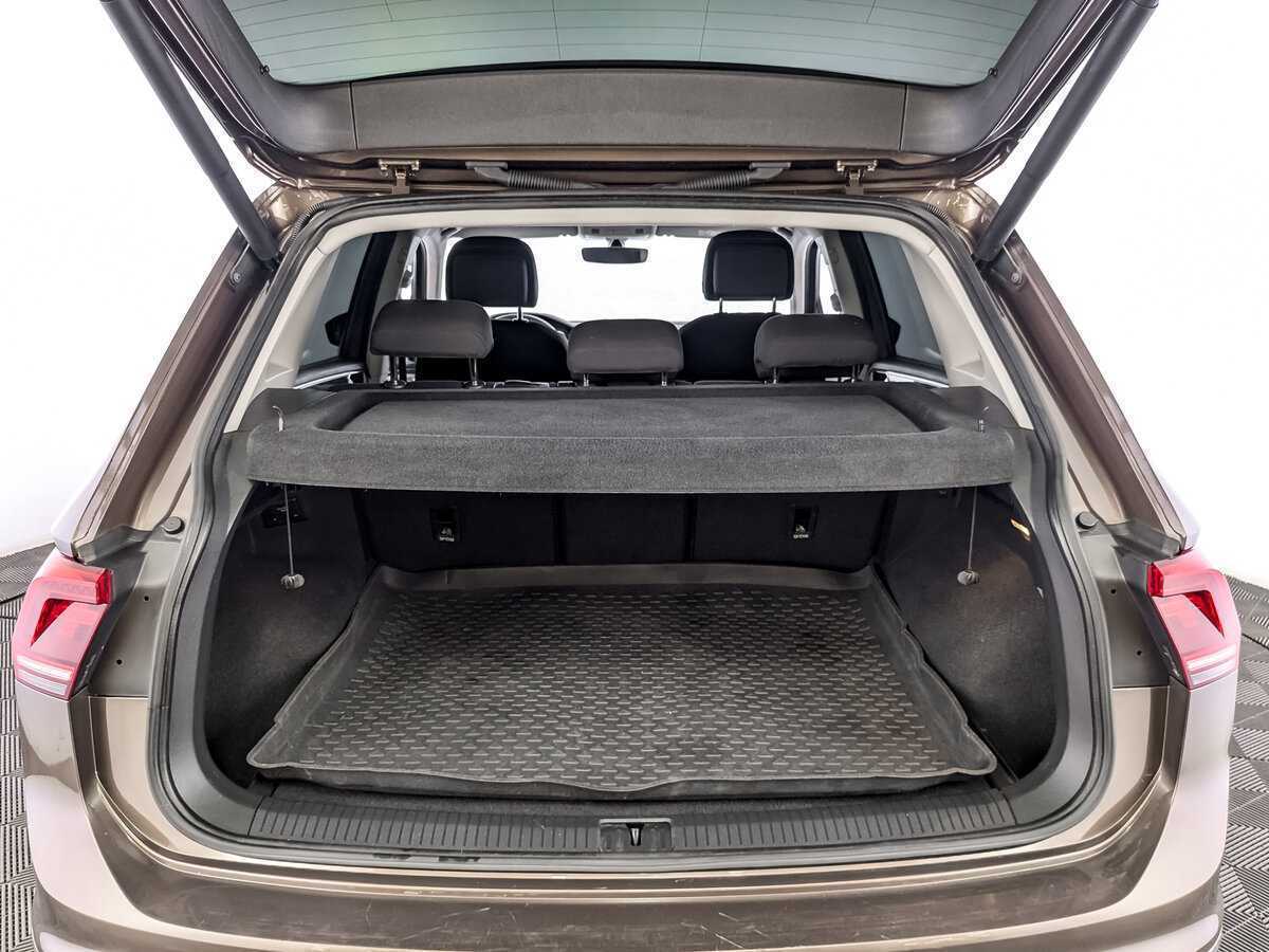 Купить Volkswagen Tiguan, 2017, 191 116 км, фото №10