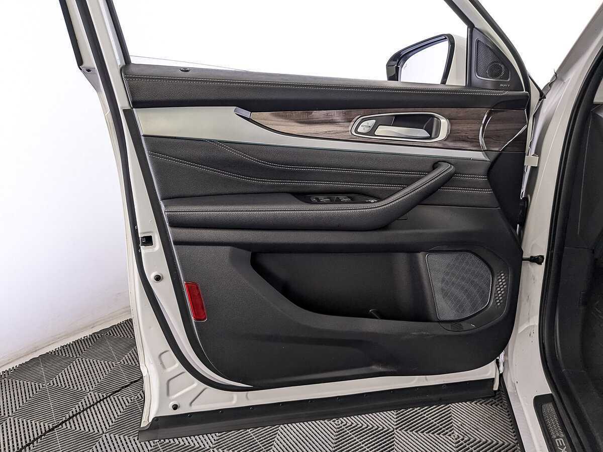 Купить Exeed VX, 2022, 92 962 км, фото №19