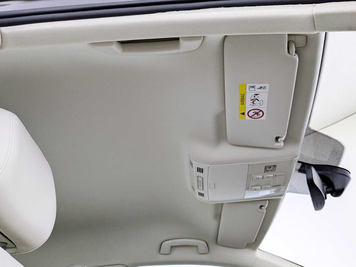 Купить Volkswagen Passat, 2017, 75 878 км, фото №21