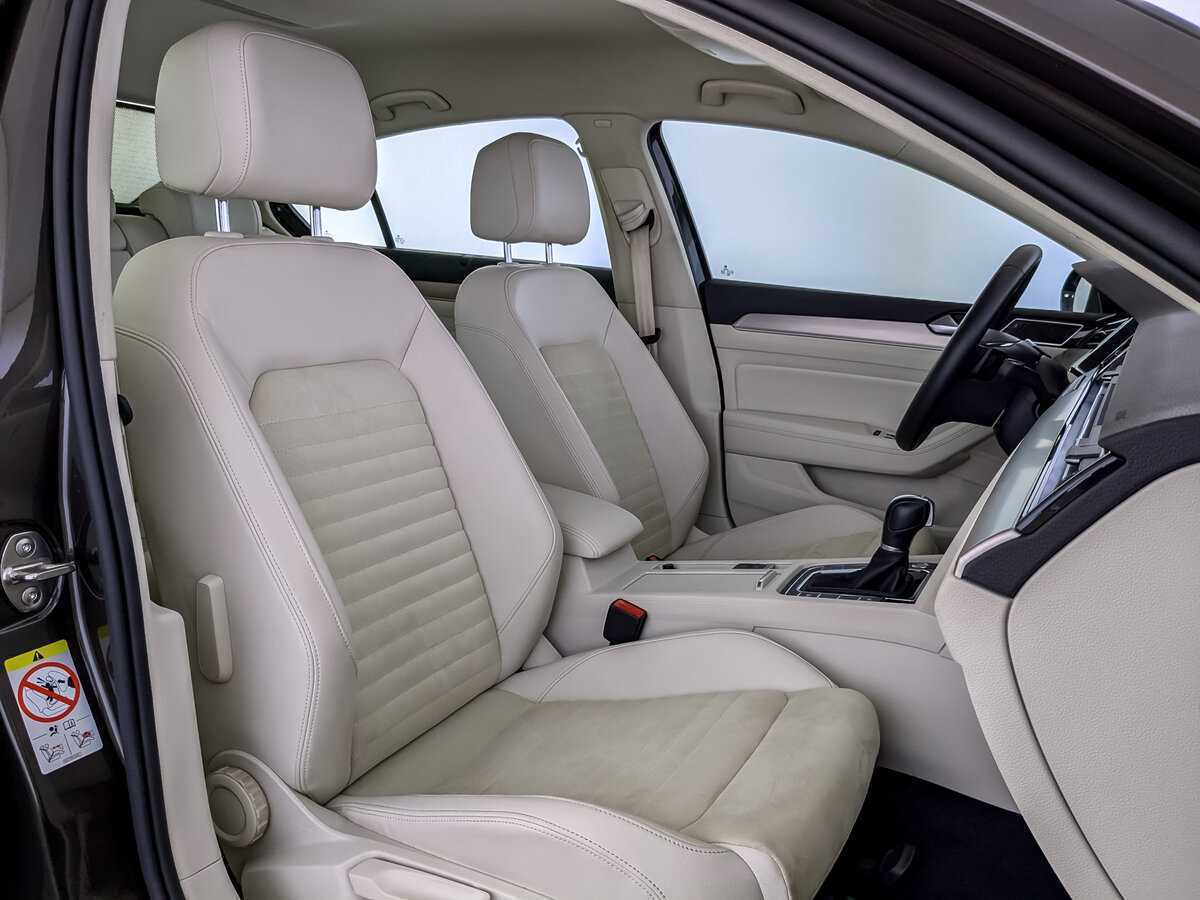Купить Volkswagen Passat, 2017, 75 878 км, фото №22