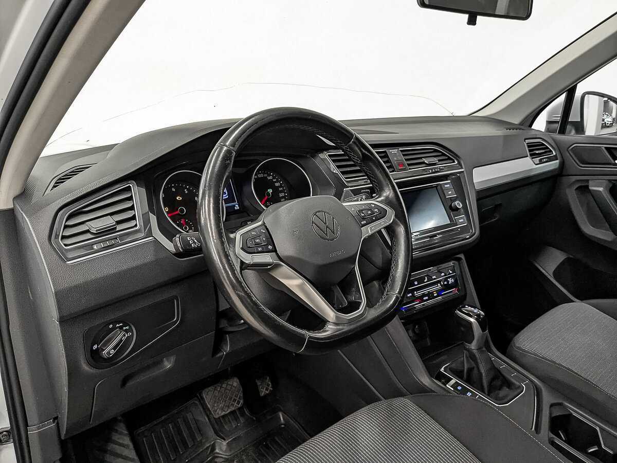 Купить Volkswagen Tiguan, 2021, 166 114 км, фото №12