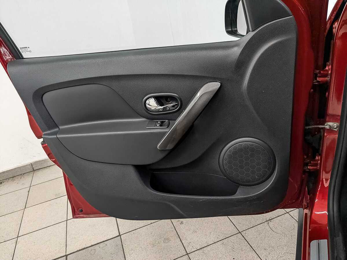 Купить Renault Sandero Stepway, 2019, 57 067 км, фото №17