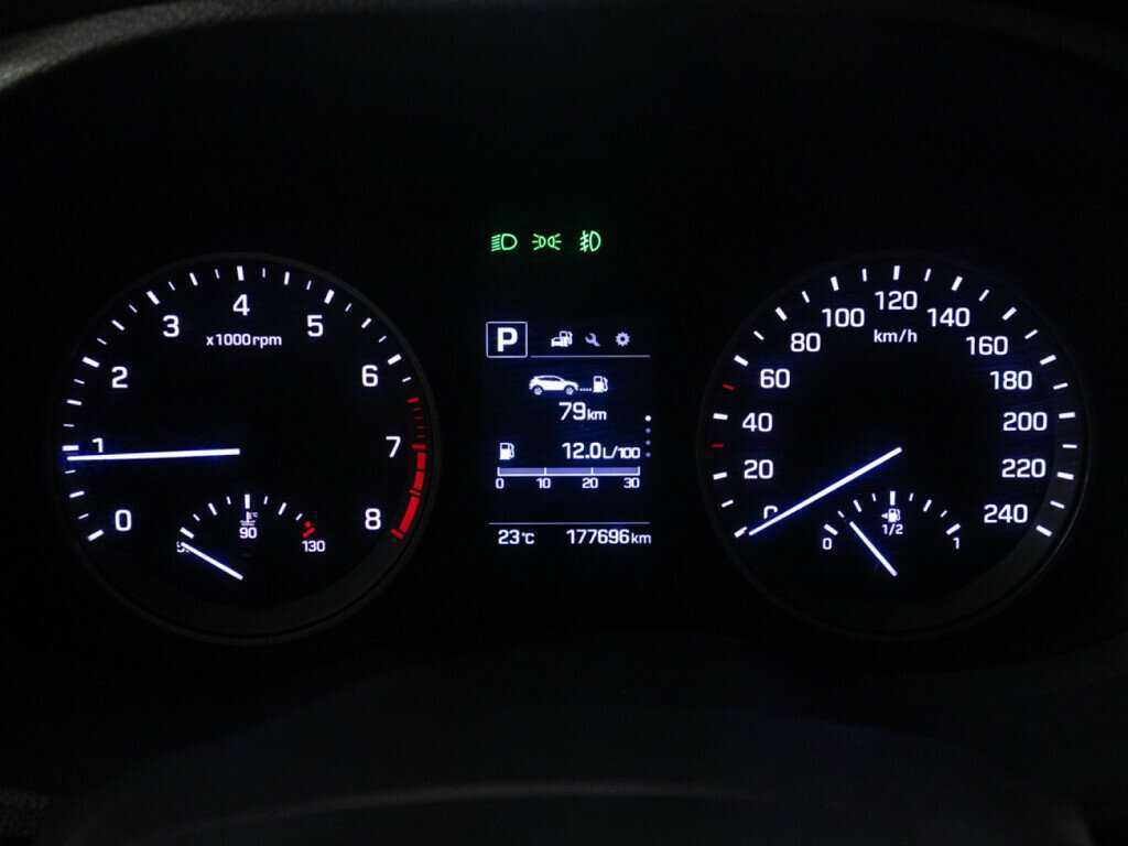 Купить Hyundai Tucson, 2016, 177 639 км, фото №12