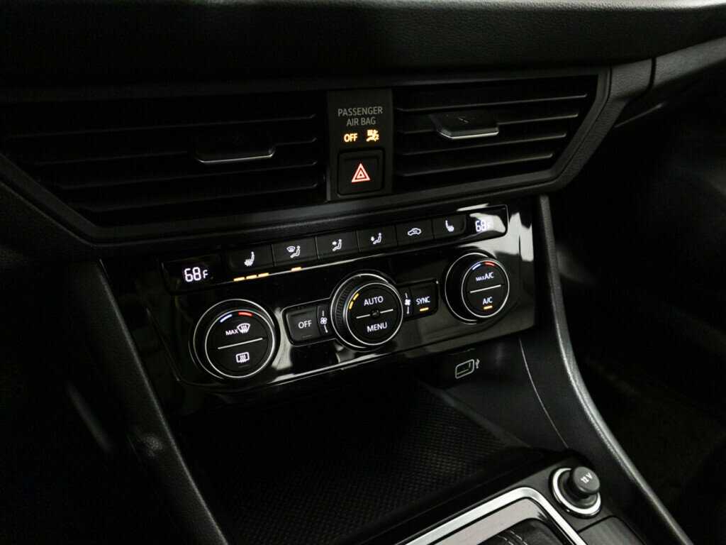 Купить Volkswagen Jetta 8-speed, 2018, 20 691 км, фото №17