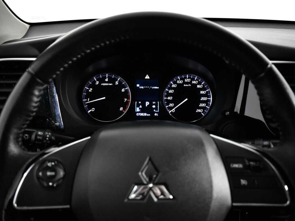 Купить Mitsubishi Outlander, 2020, 70 826 км, фото №11