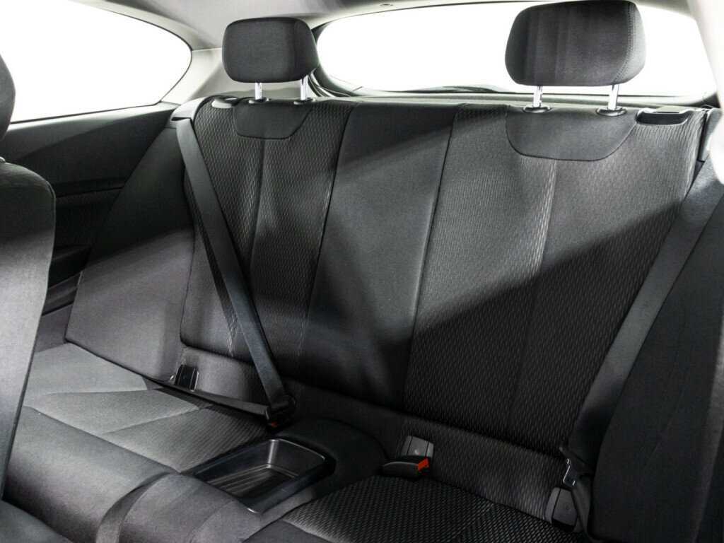 Купить BMW 1 серии 116i, 2013, 181 130 км, фото №10