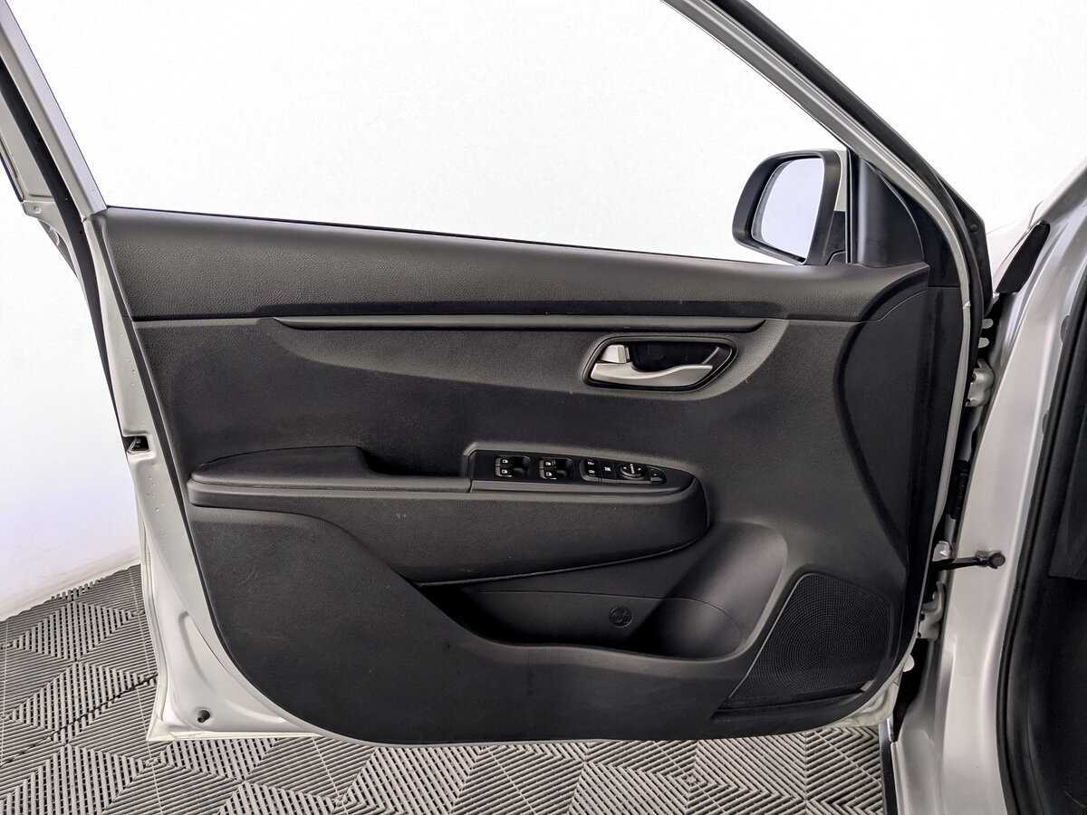 Купить Kia Rio X-Line, 2020, 172 195 км, фото №19