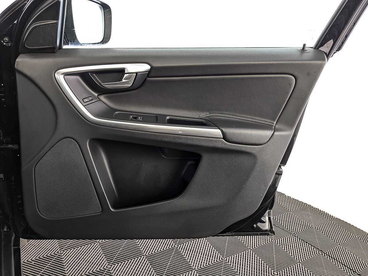 Купить Volvo XC60, 2017, 121 953 км, фото №23