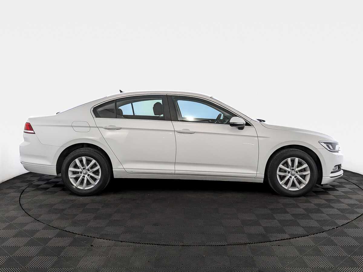 Купить Volkswagen Passat, 2019, 56 357 км, фото №4