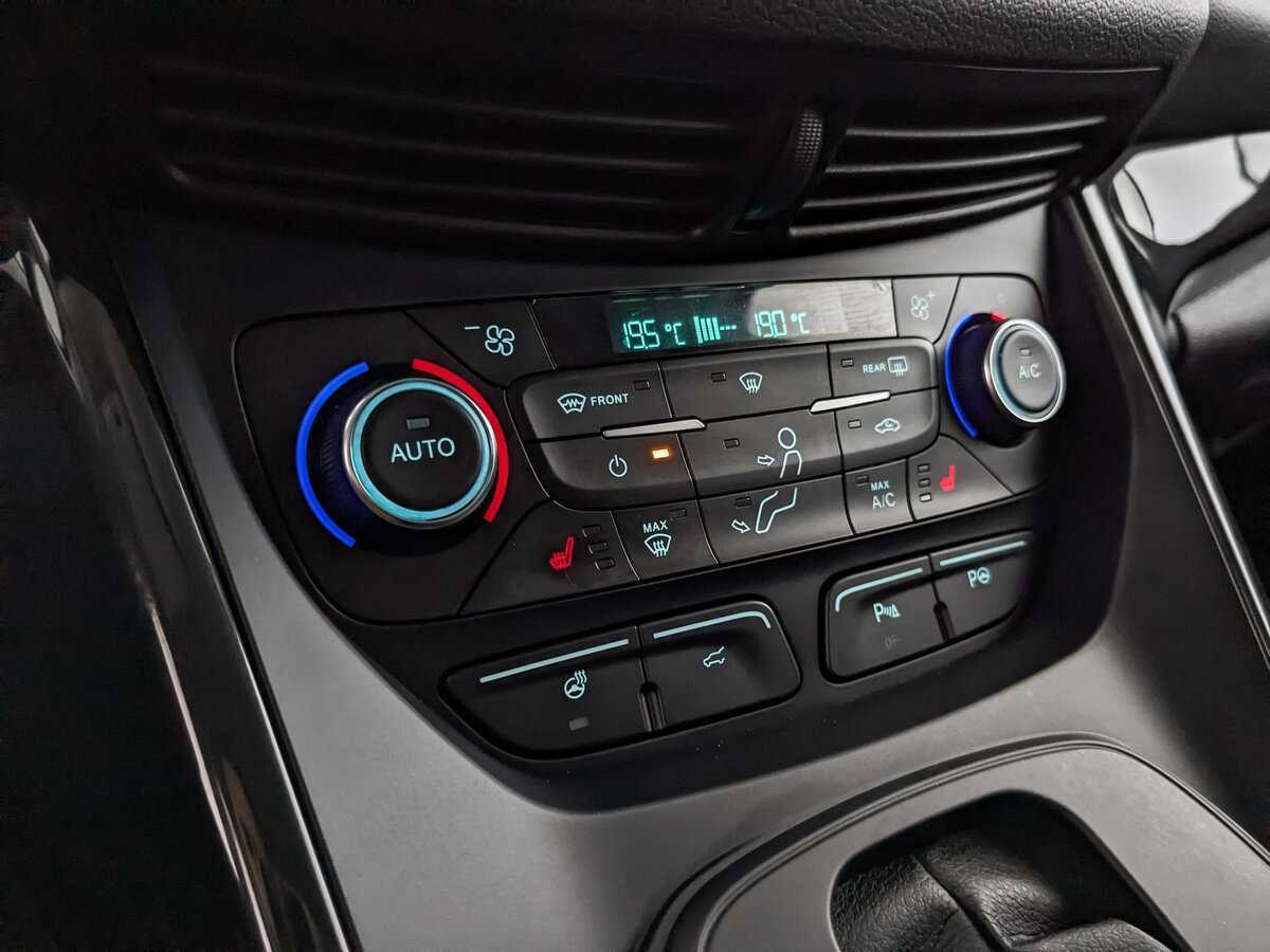 Купить Ford Kuga, 2019, 92 613 км, фото №19