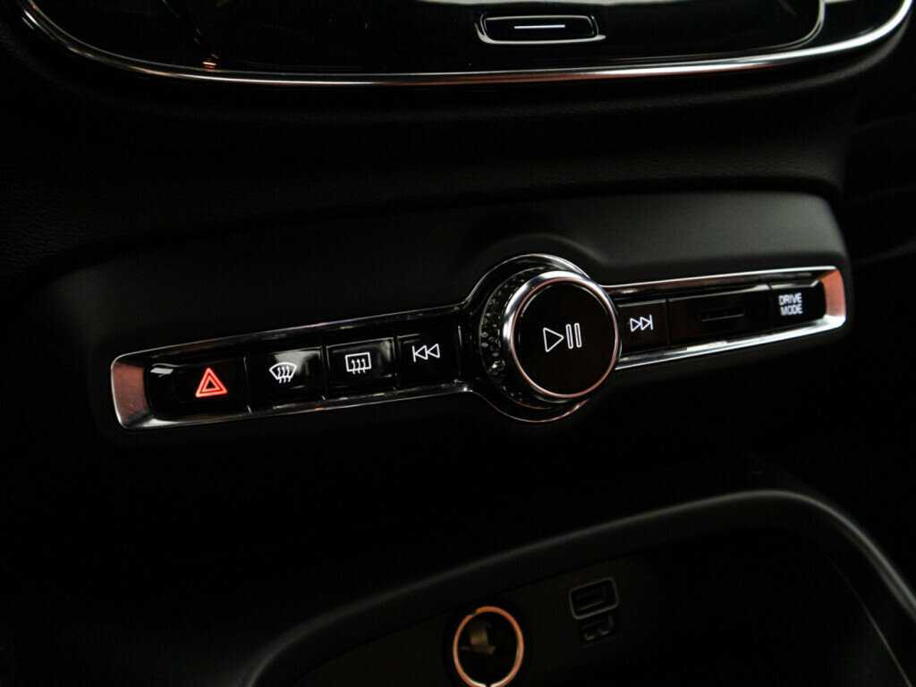 Купить Volvo XC40, 2018, 112 711 км, фото №21