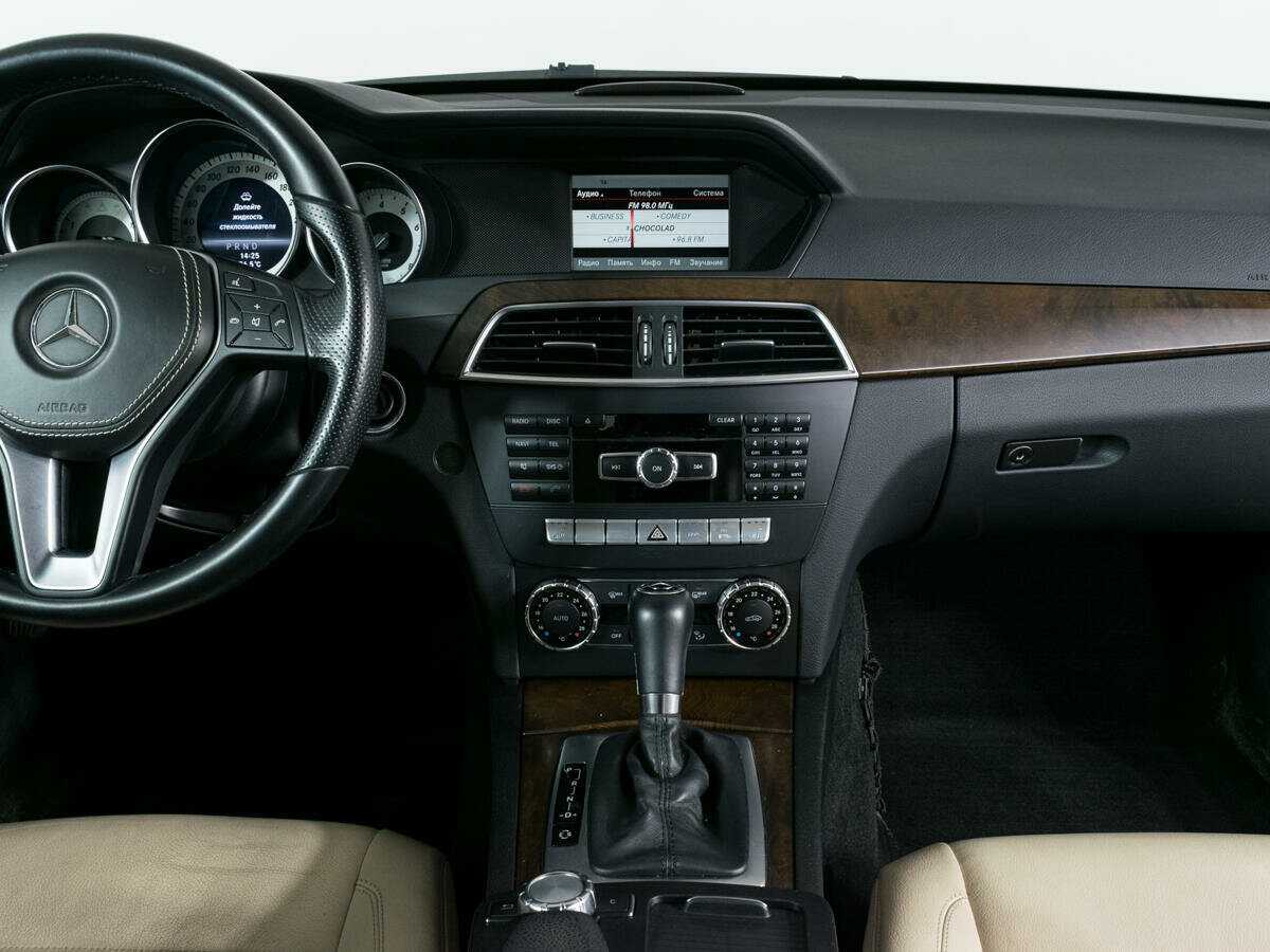 Купить Mercedes-Benz C-Класс 180, 2012, 141 000 км, фото №9