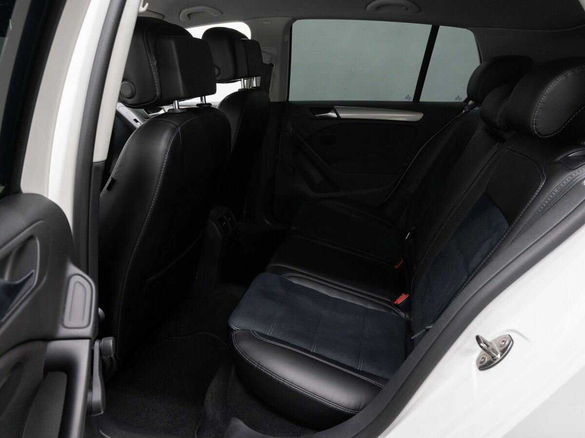 Купить Volkswagen Golf, 2012, 227 000 км, фото №9